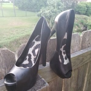 Jessica Simpson Black open toe platform stilettos